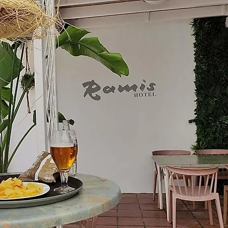 Hotel Ramis Fundado En 1969 Ondara