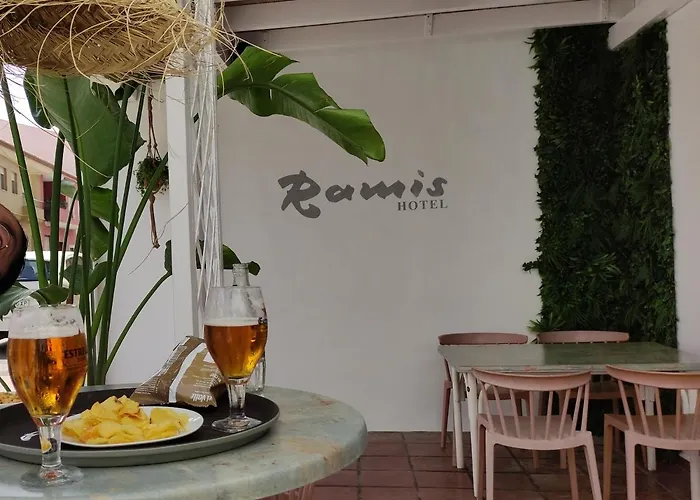 Ramis Fundado En 1969 Hotel